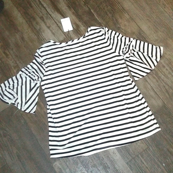 Palazzo Sleeve Blouse - Picture 4 of 6